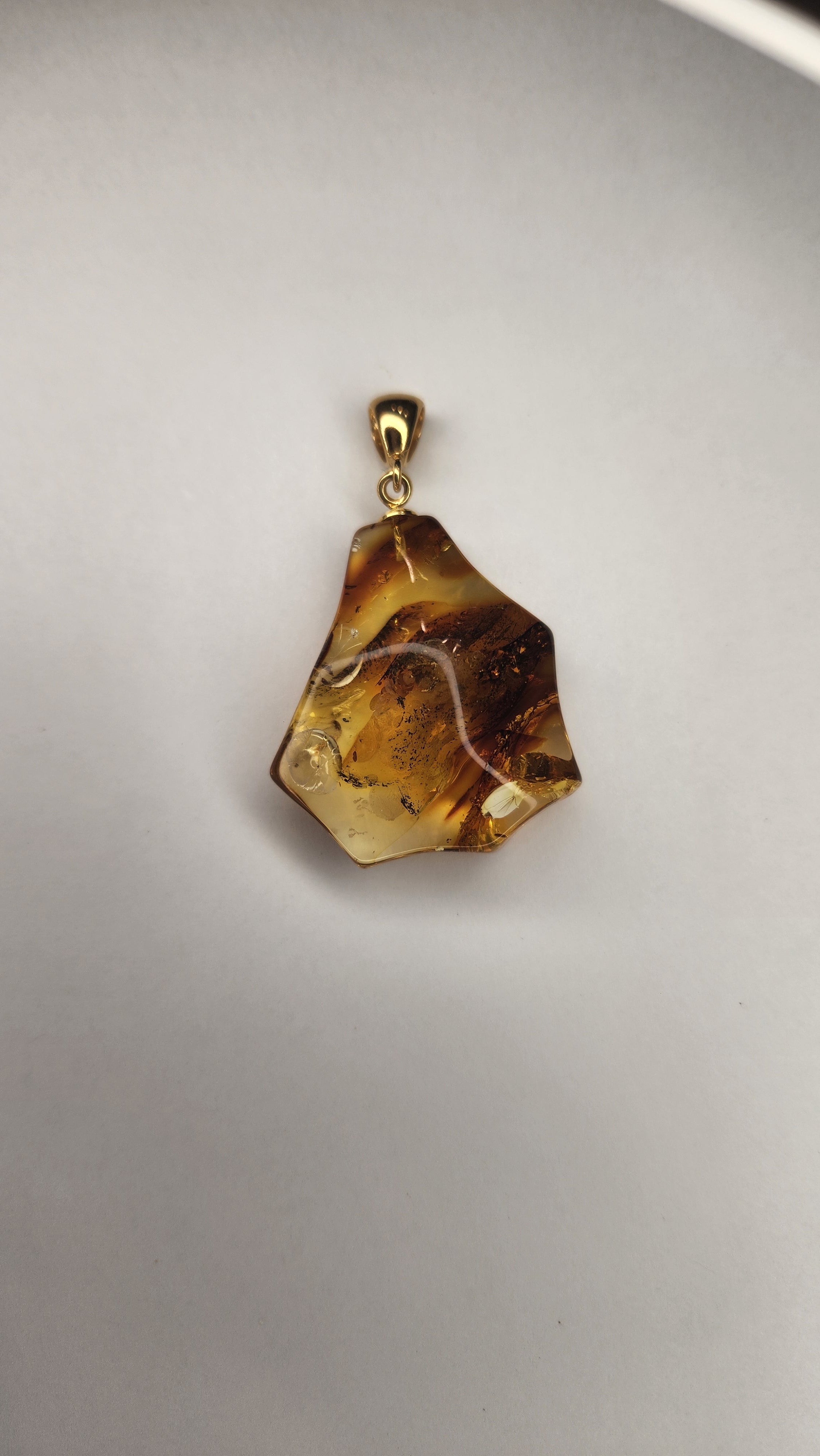 Premium Free-Shaped Baltic Amber Shape 1.2.2 (8g, 1.25")